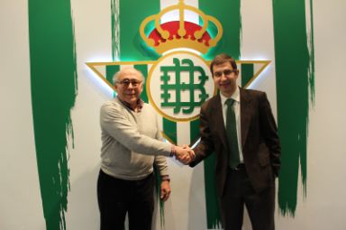 Firma del convenio de colaboración AEPSAD- Real Betis Balompié